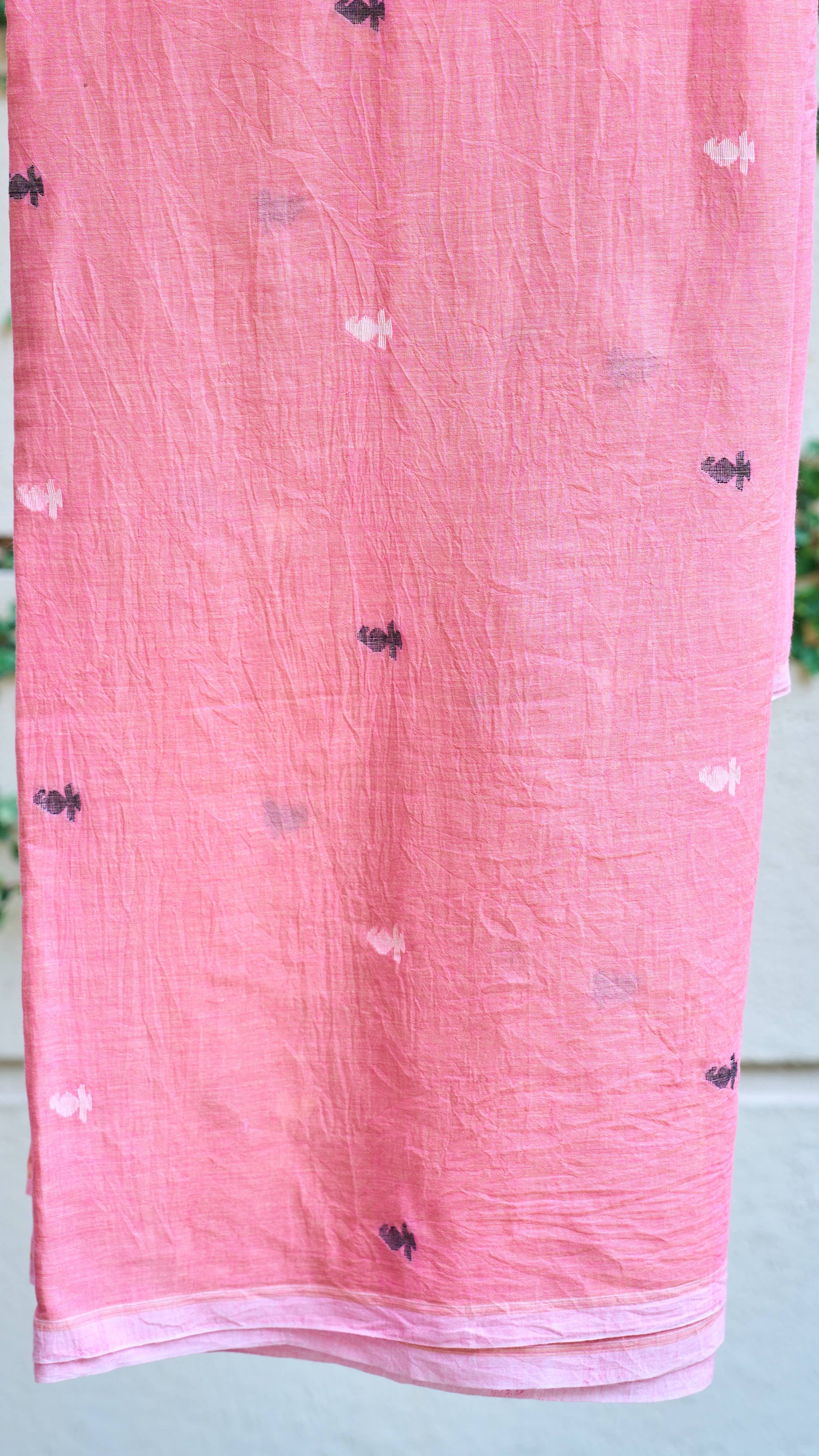 Pink Motif Jamdani Handwoven Cotton Fabric – Sold Per Meter – handcrafted cotton – Handcrafted in India