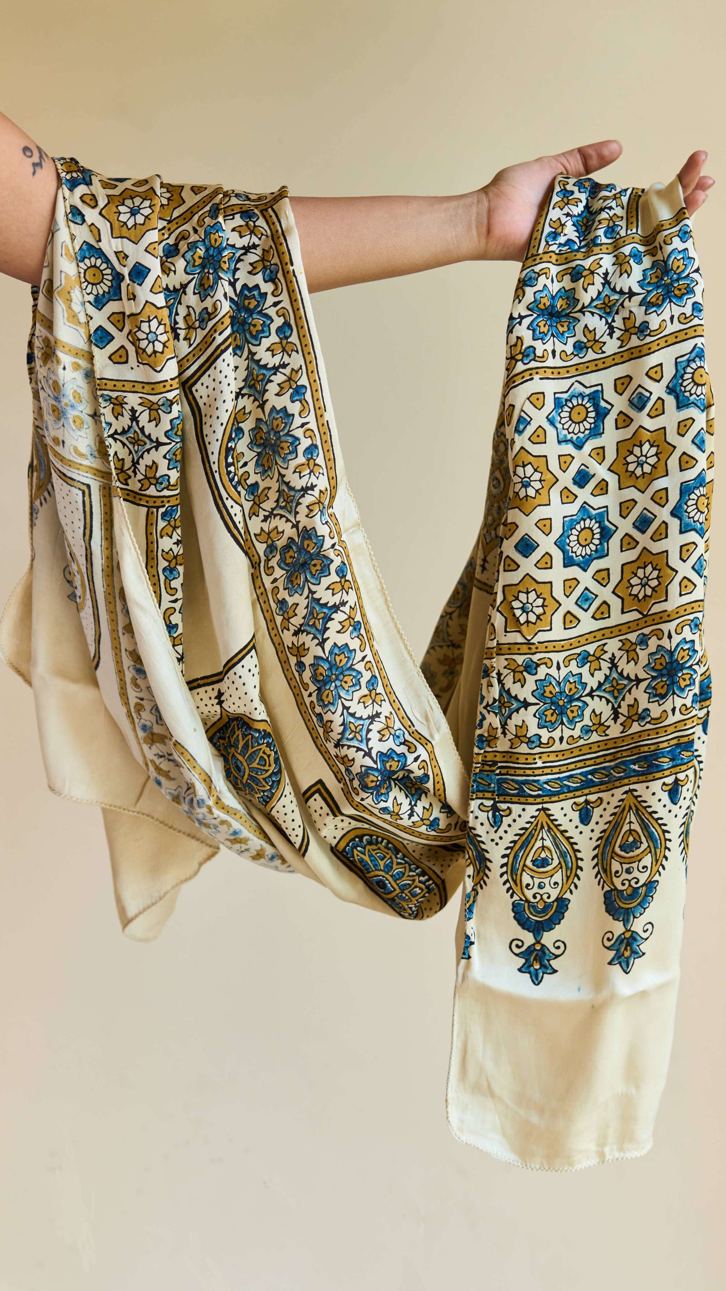 Ziya – Ivory Modal Silk Ajrakh Stole with Blue Floral Patterns – handcrafted modal; silk – Handcrafted in India