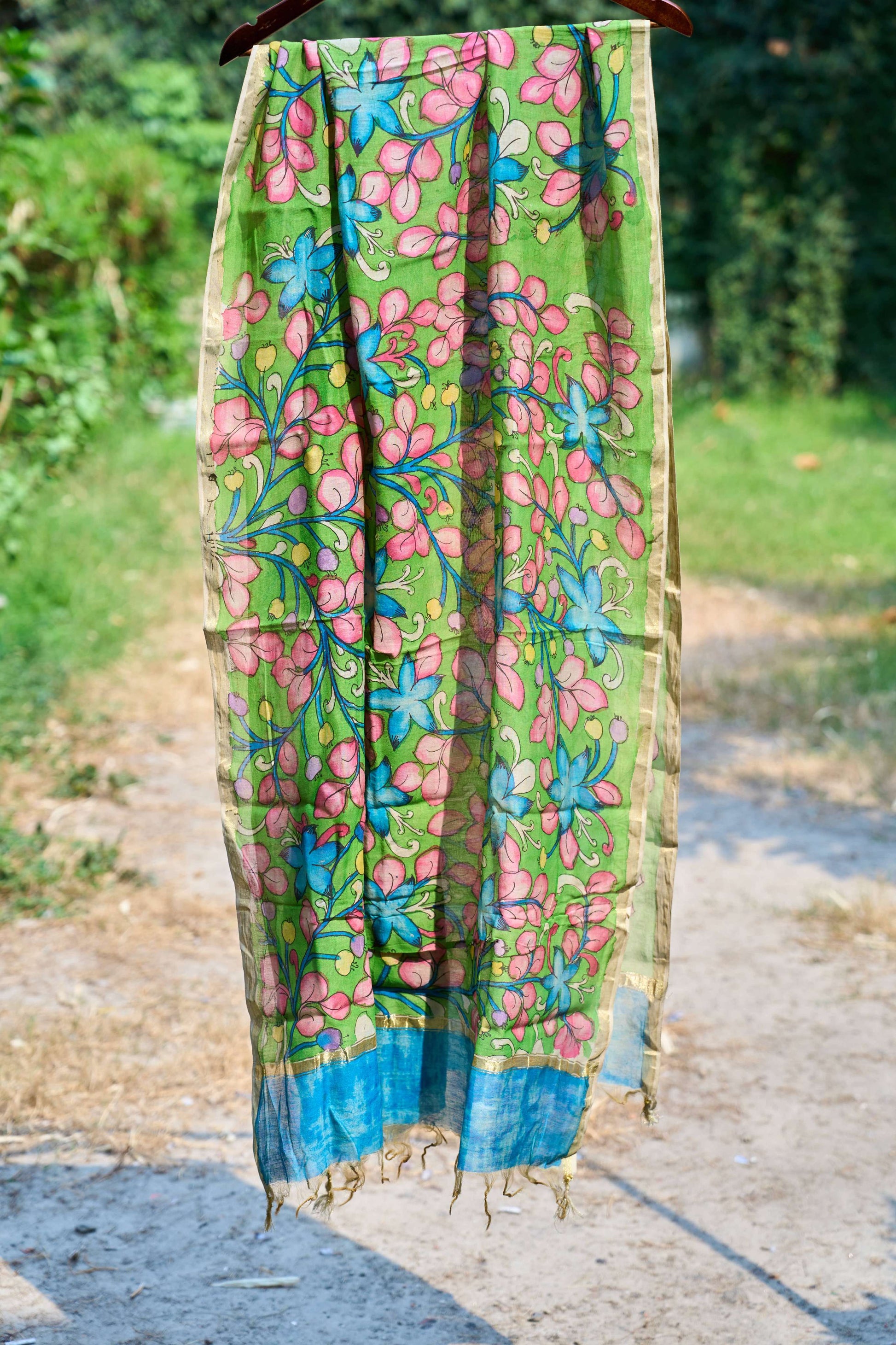 Green Chanderi Silk Dupatta with Kalamkari Detailing – Green Harmony – handcrafted silk – Handcrafted in India