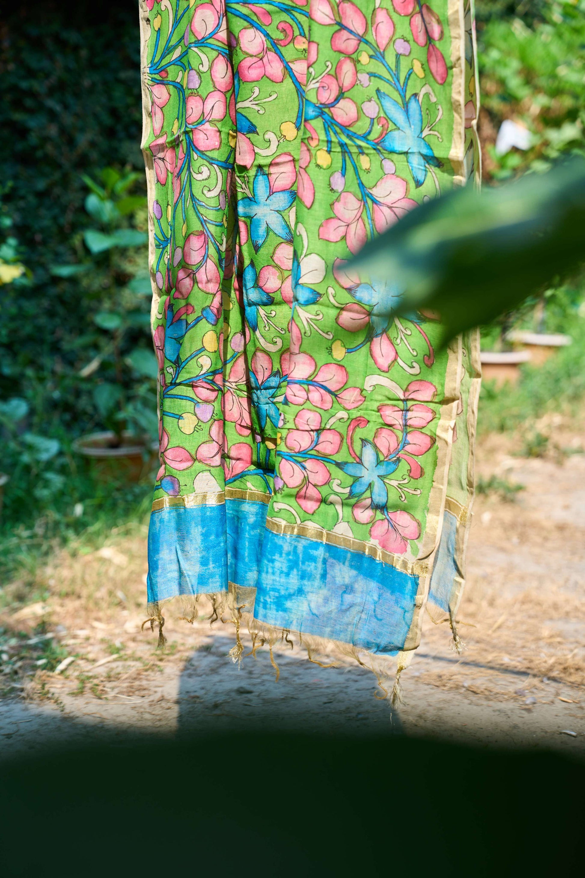 Green Chanderi Silk Dupatta with Kalamkari Detailing – Green Harmony – handcrafted silk – Handcrafted in India