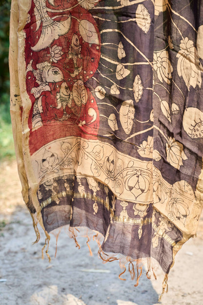 multicolor; gold; floral; red; black silk Black Chanderi Silk Dupatta with Red Lotus Kalamkari - Lotus Harmony by Label A