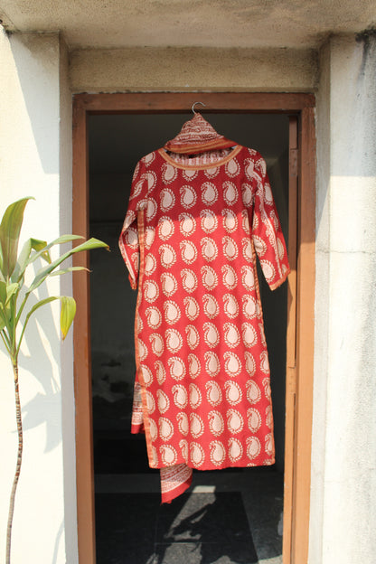 Meera — Rust Indigo Bagh Maheshwari Silk Suit, Bottom &amp; Dupatta Set
